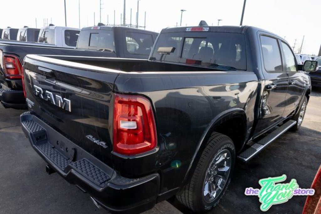New 2026 Ram 1500 BIG HORN CREW CAB 4X4 5'7 BOX Pickup