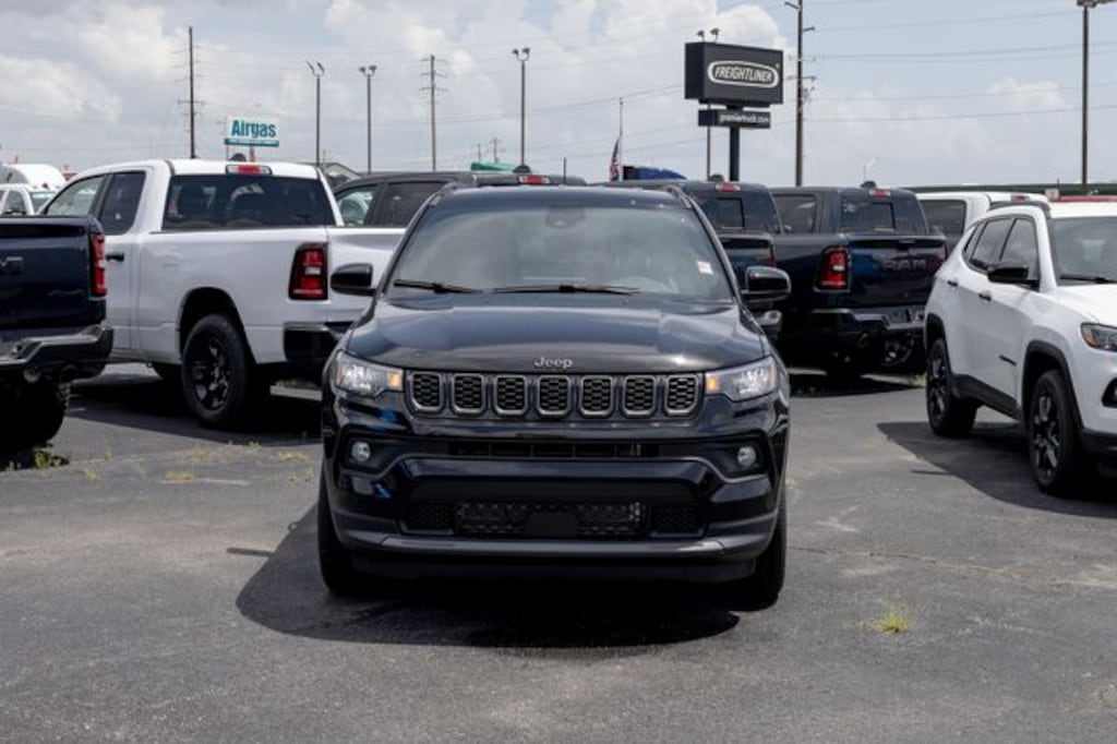 New 2026 Jeep Compass LATITUDE ALTITUDE 4X4 Sport Utility