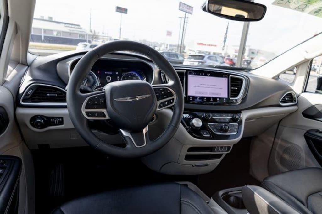 Used 2024 Chrysler Pacifica Touring L Van Passenger Van