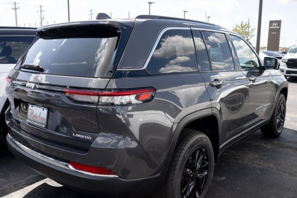 New 2026 Jeep Grand Cherokee LAREDO X 4X4 Sport Utility