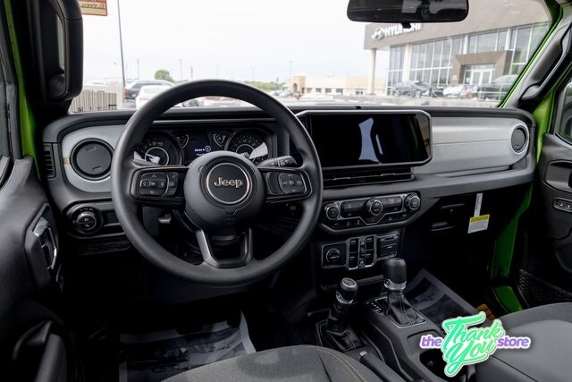 2025 Jeep Gladiator Sport photo 2