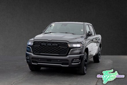 2026 Ram 1500 BIG HORN CREW CAB 4X4 5'7 BOX Pickup 1C6SRFFT0TN283727