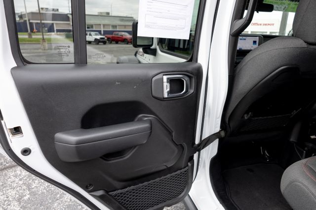 2025 Jeep Wrangler 4-Door Rubicon - Photo 9