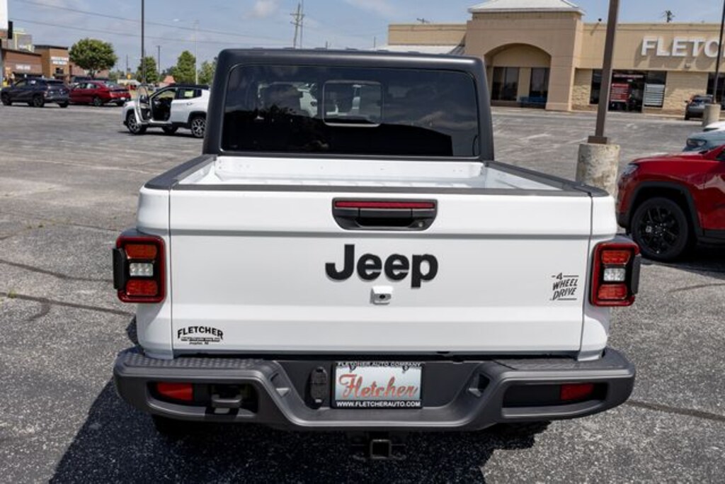 New 2026 Jeep Gladiator WILLYS 4X4 Pickup