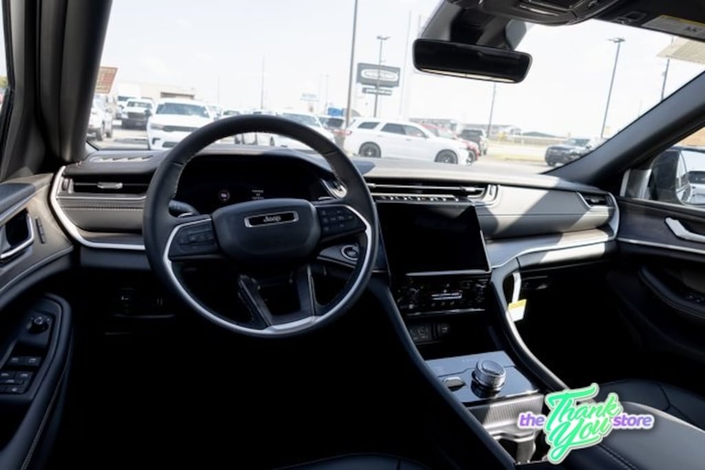 New 2025 Jeep Grand Cherokee LIMITED 4X4 Sport Utility