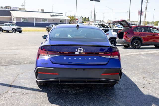2026 Hyundai Elantra SEL Sport - Photo 6