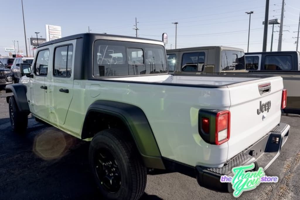 New 2026 Jeep Gladiator SPORT 4X4 Pickup
