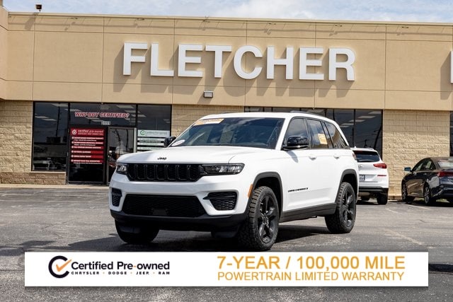 2025 Jeep Grand Cherokee Laredo