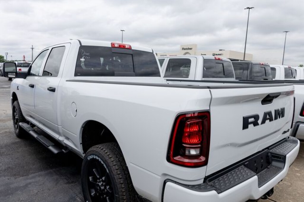 New 2026 Ram 2500 BLACK EXPRESS CREW CAB 4X4 6'4 BOX Pickup
