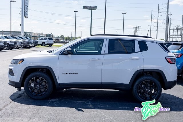 2025 Jeep Compass Latitude photo 4