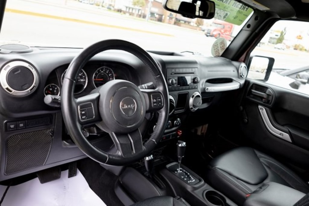 Used 2018 Jeep Wrangler JK Rubicon 4x4 SUV