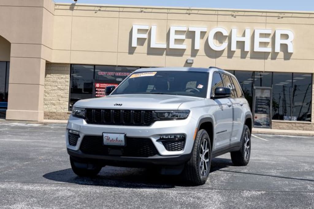 Used 2025 Jeep Grand Cherokee Limited SUV