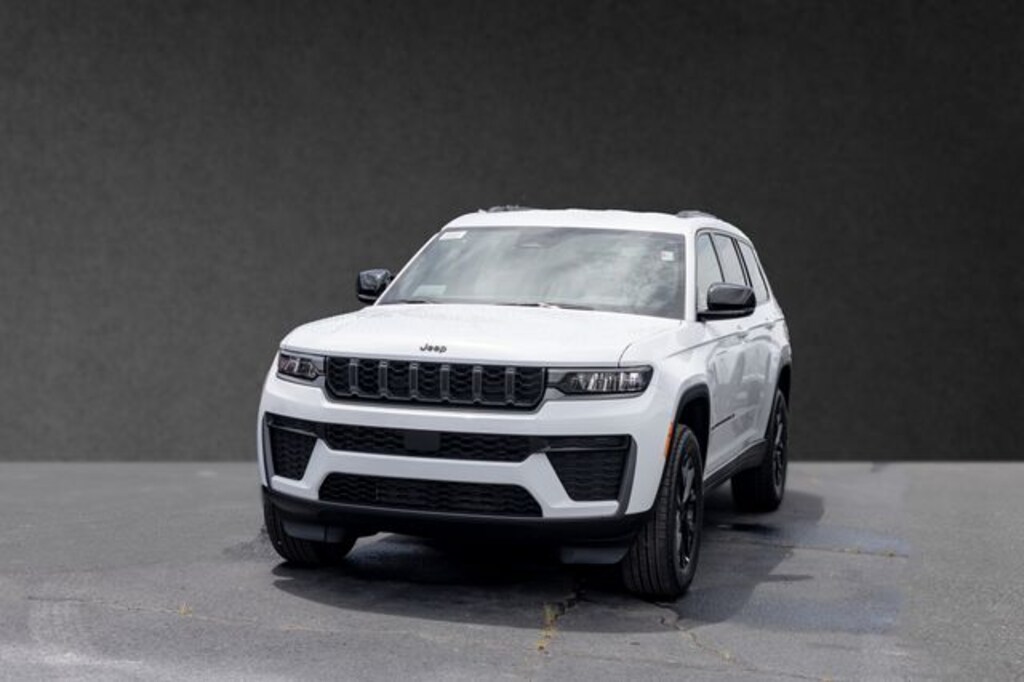 New 2026 Jeep Grand Cherokee L LAREDO ALTITUDE 4X4 Sport Utility
