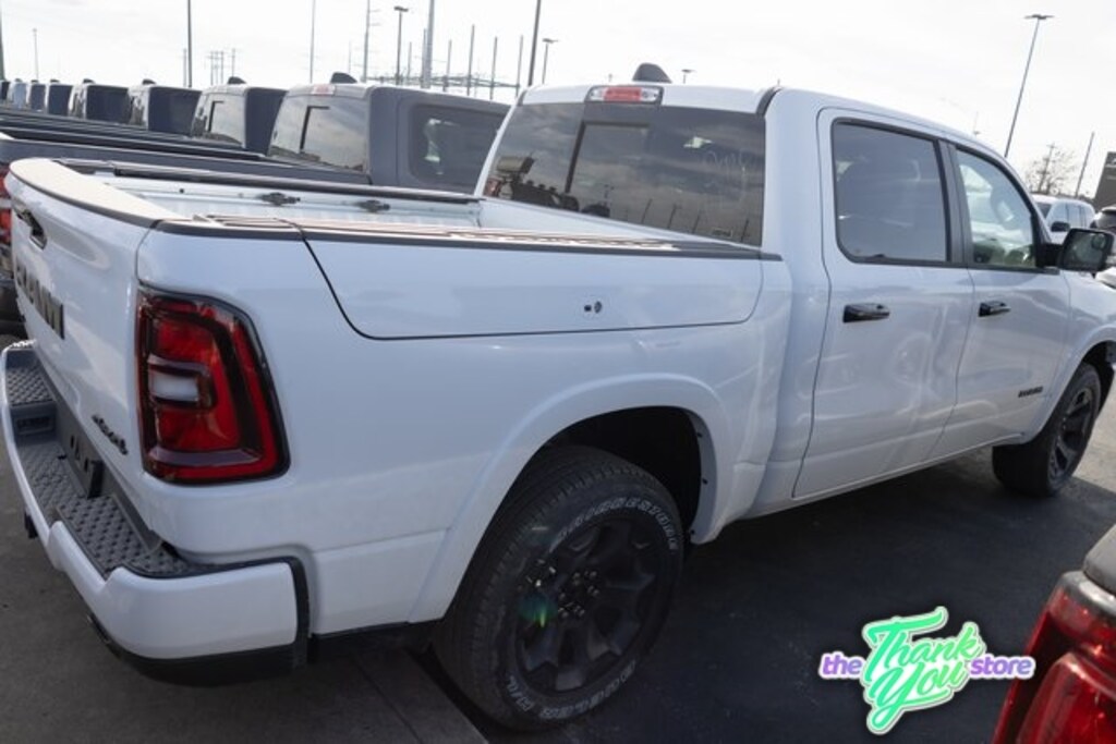 New 2026 Ram 1500 BIG HORN CREW CAB 4X4 5'7 BOX Pickup