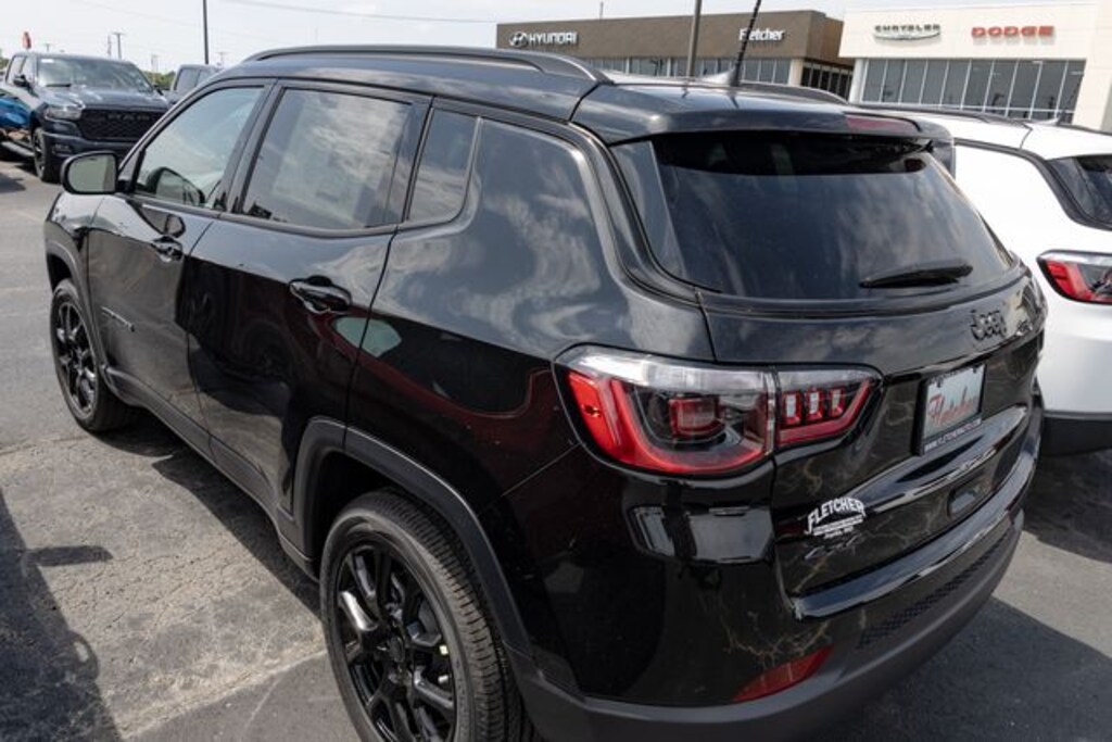 New 2026 Jeep Compass LATITUDE ALTITUDE 4X4 Sport Utility
