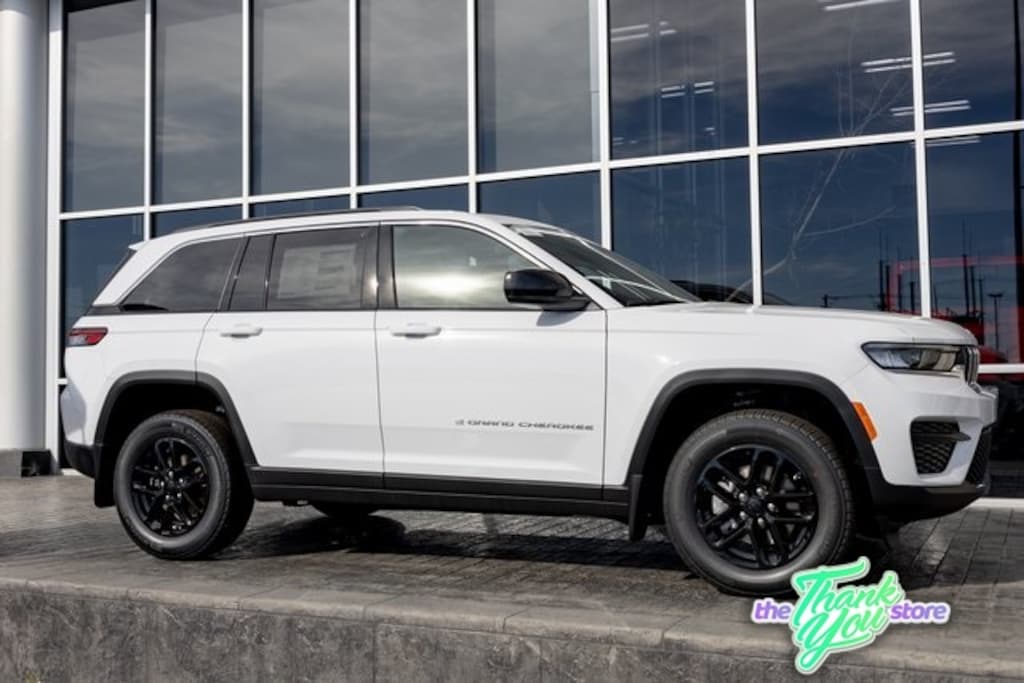 New 2025 Jeep Grand Cherokee LAREDO X 4X4 Sport Utility