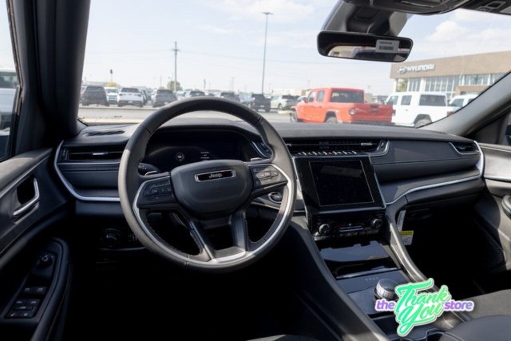 New 2025 Jeep Grand Cherokee LAREDO X 4X4 Sport Utility