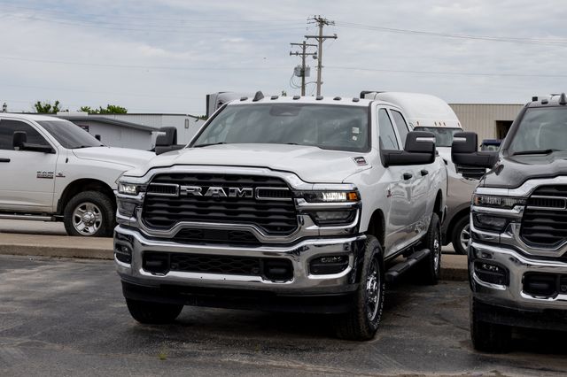 2026 RAM 2500 Tradesman - Photo 12