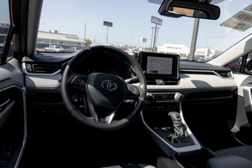 Used 2025 Toyota RAV4 XLE SUV