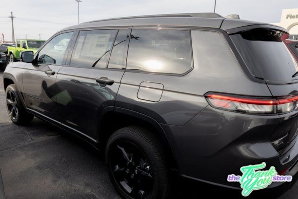 New 2025 Jeep Grand Cherokee L ALTITUDE X 4X4 Sport Utility