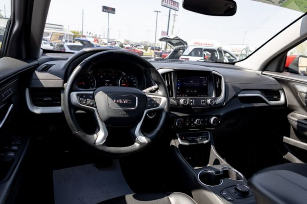 Used 2023 GMC Terrain SLT SUV