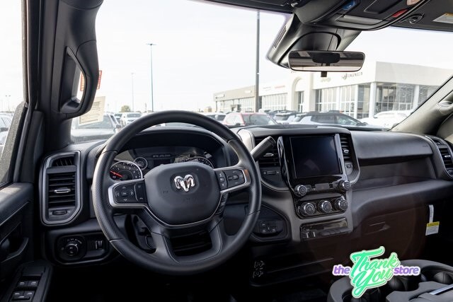 2025 Ram 2500 Tradesman photo 2