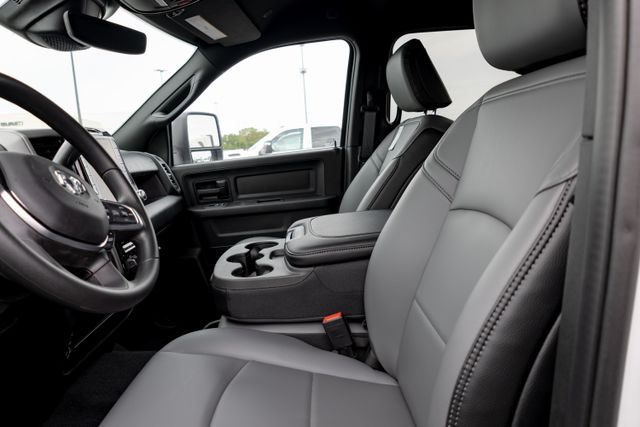 2026 RAM 2500 Tradesman - Photo 11