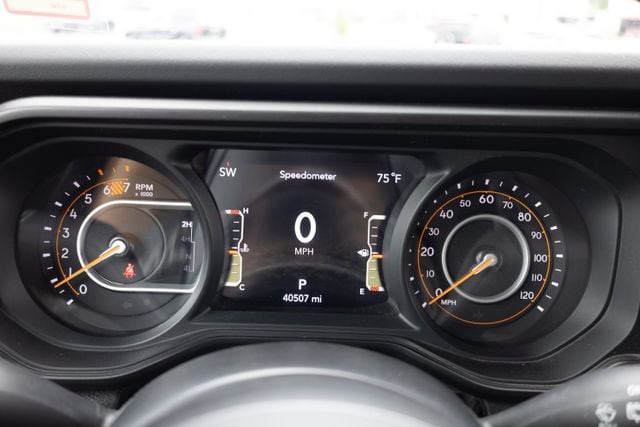 2025 Jeep Wrangler 4-Door Rubicon - Photo 14