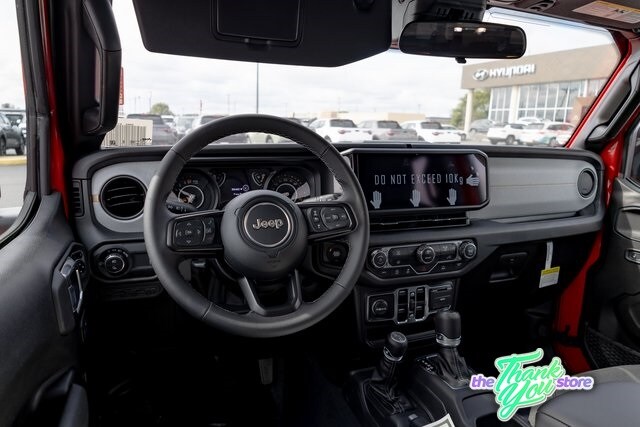 2025 Jeep Gladiator Sport S photo 2