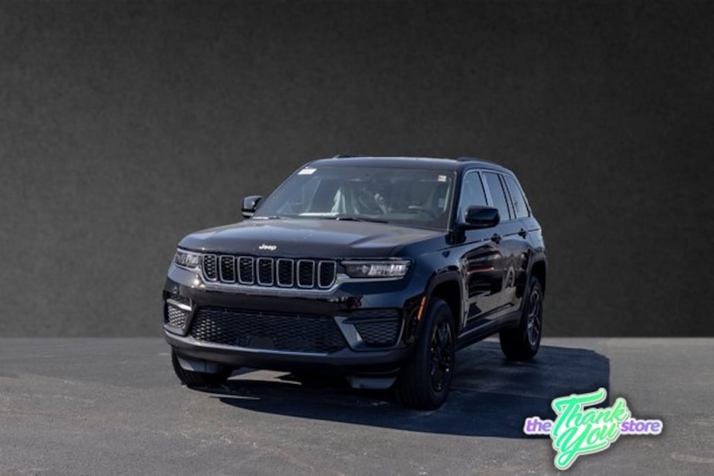 New 2025 Jeep Grand Cherokee LAREDO X 4X4 Sport Utility