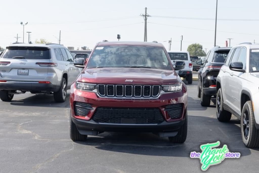 New 2025 Jeep Grand Cherokee LAREDO X 4X4 Sport Utility
