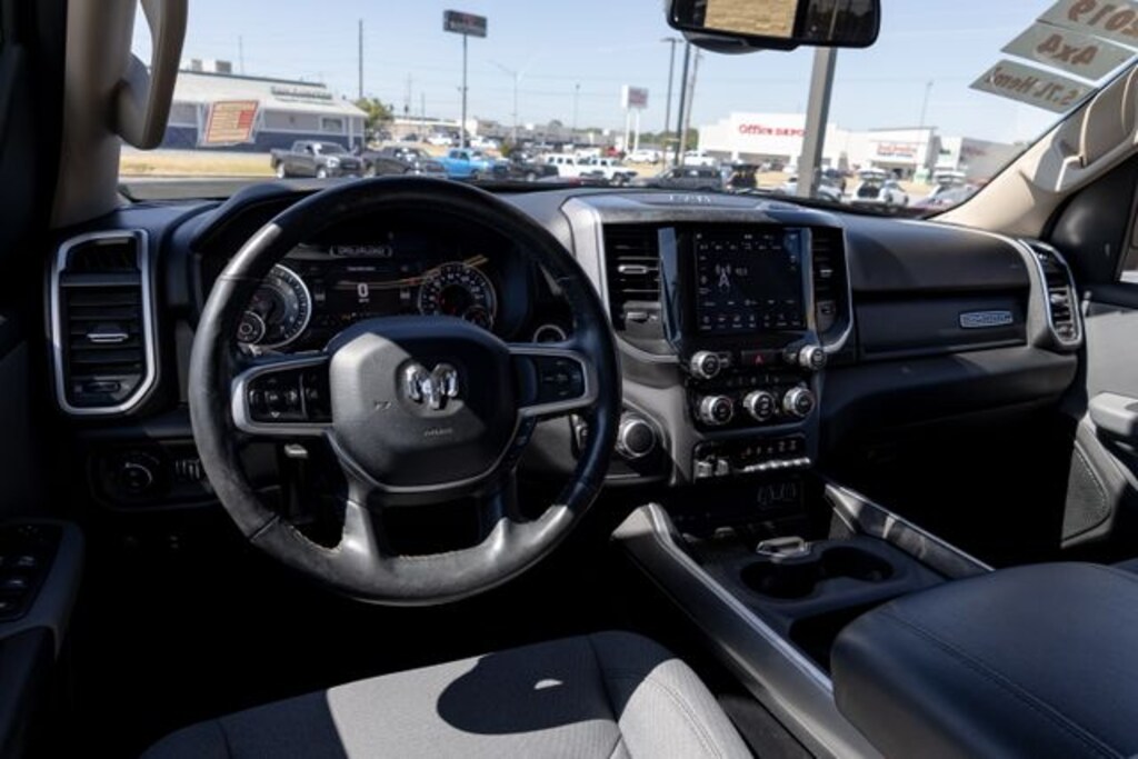 Certified 2019 Ram 1500 Big Horn/Lone Star Truck Crew Cab