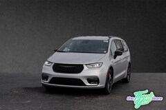 2026 Chrysler Pacifica SELECT Passenger Van 2C4RC1BG5TR218279