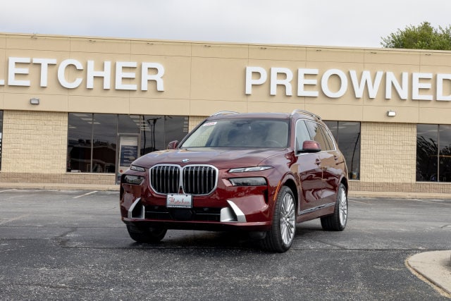 2026 BMW X7 40i
