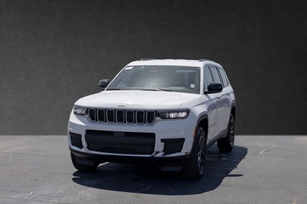 New 2026 Jeep Grand Cherokee L LAREDO 4X2 Sport Utility