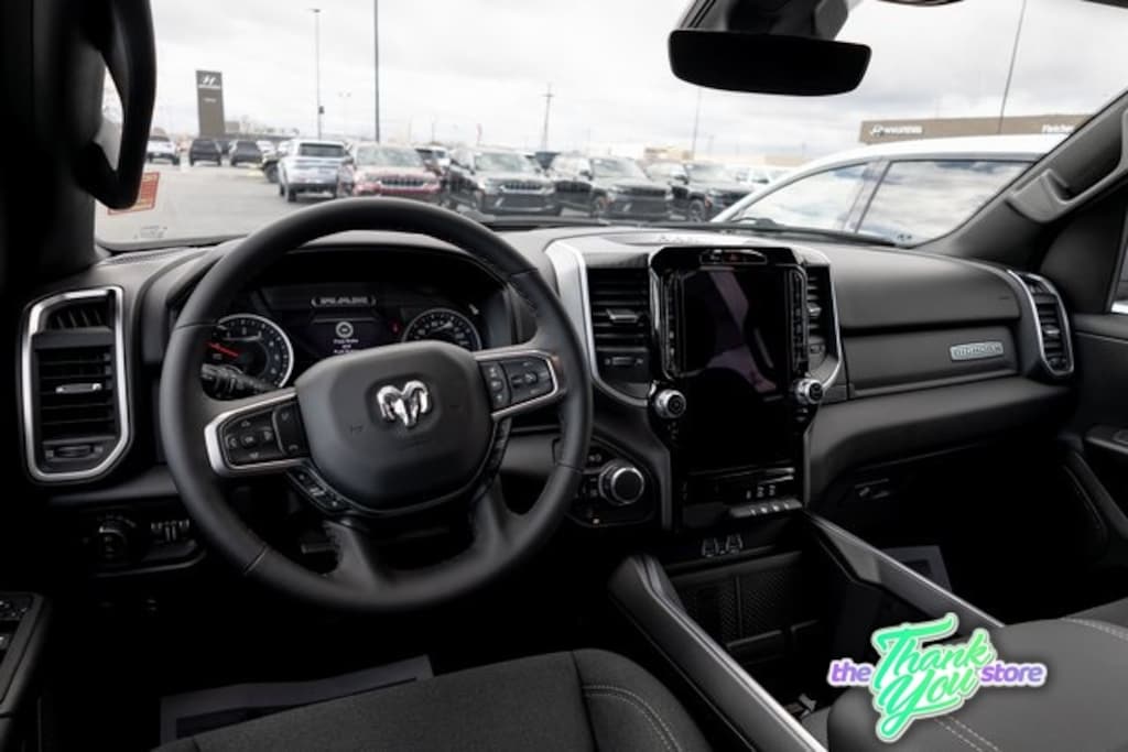 New 2026 Ram 1500 BIG HORN CREW CAB 4X4 5'7 BOX Pickup