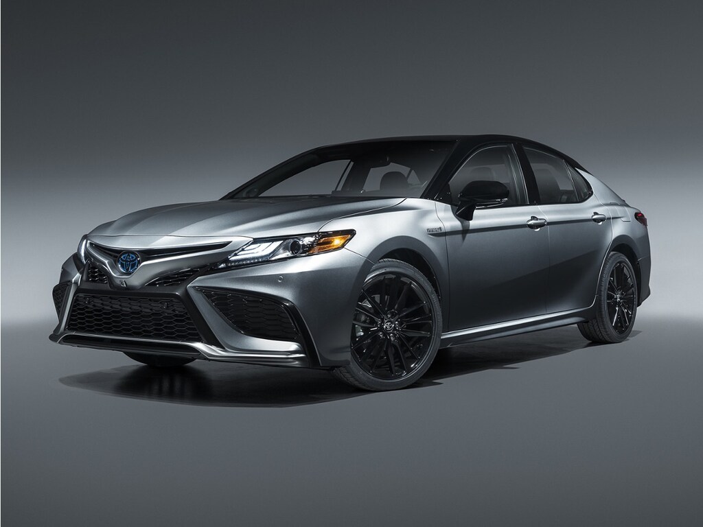 Used 2022 Toyota Camry Hybrid XSE Sedan