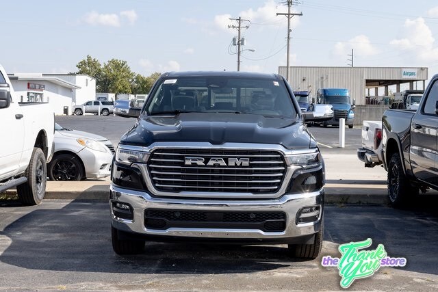 2026 Ram 1500 Laramie photo 3