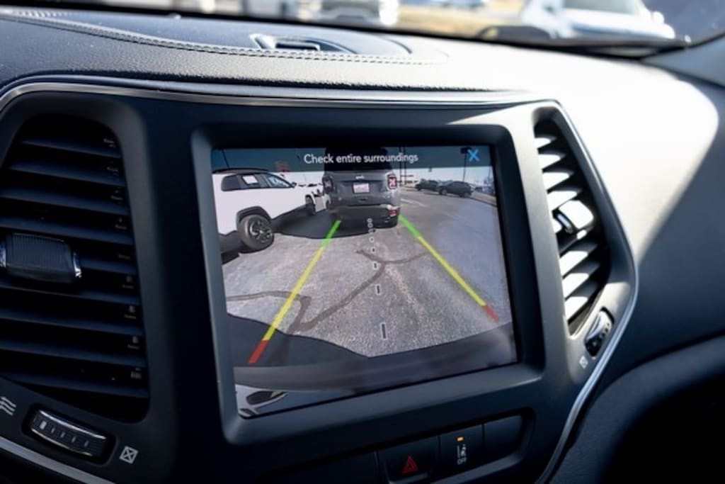 Used 2022 Jeep Cherokee Latitude Lux SUV