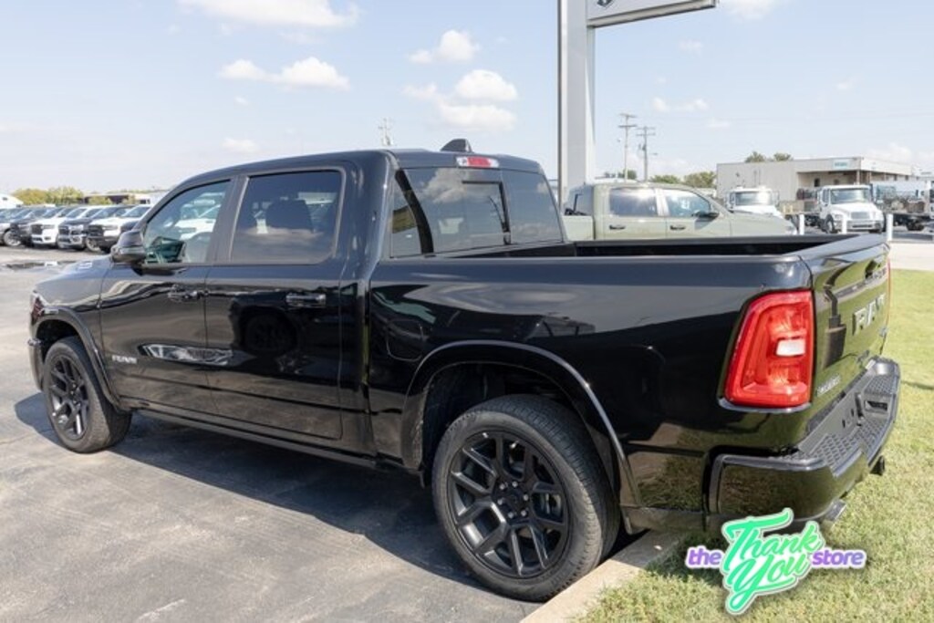 New 2026 Ram 1500 LARAMIE CREW CAB 4X4 5'7 BOX Pickup