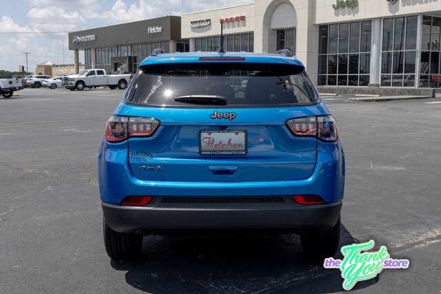 2025 Jeep Compass Latitude photo 4