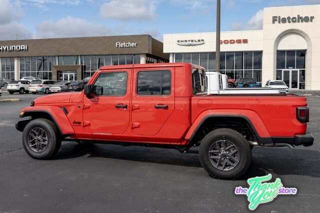 2025 Jeep Gladiator Sport S photo 4