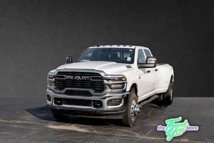 2026 Ram 3500 TRADESMAN CREW CAB 4X4 8' BOX Pickup 3C63RRGL6TG182186