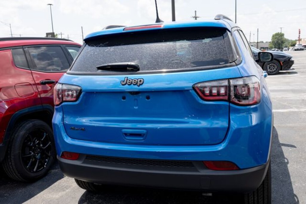 New 2026 Jeep Compass LATITUDE ALTITUDE 4X4 Sport Utility