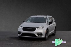 2026 Chrysler Pacifica SELECT Passenger Van 2C4RC1BG5TR218279