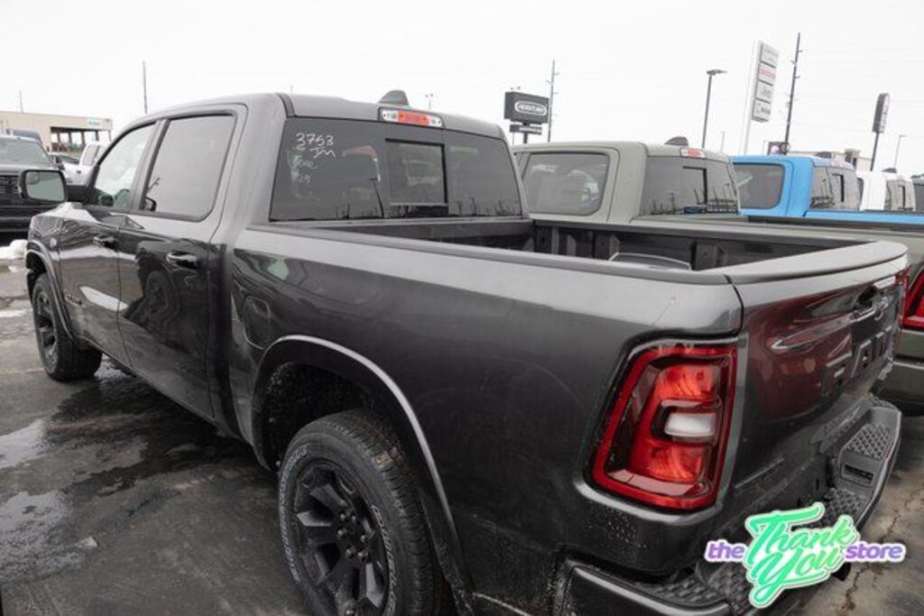 New 2026 Ram 1500 BIG HORN CREW CAB 4X4 5'7 BOX Pickup