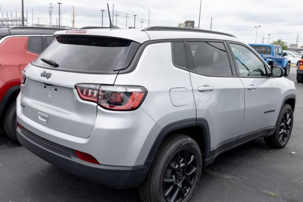 New 2026 Jeep Compass LATITUDE ALTITUDE 4X4 Sport Utility