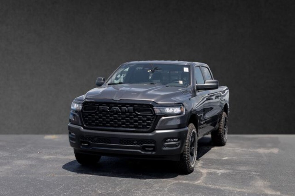 New 2026 Ram 1500 WARLOCK CREW CAB 4X4 5'7 BOX Pickup