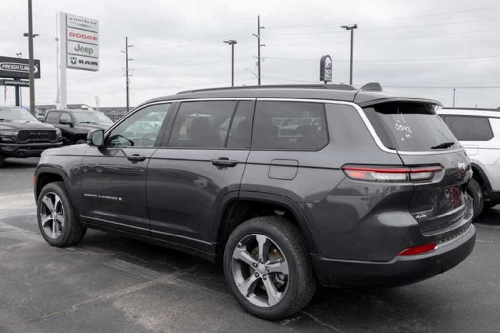 New 2026 Jeep Grand Cherokee L LIMITED 4X4 Sport Utility