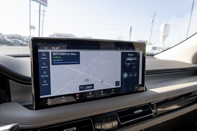 2023 Lincoln Nautilus Standard photo 3